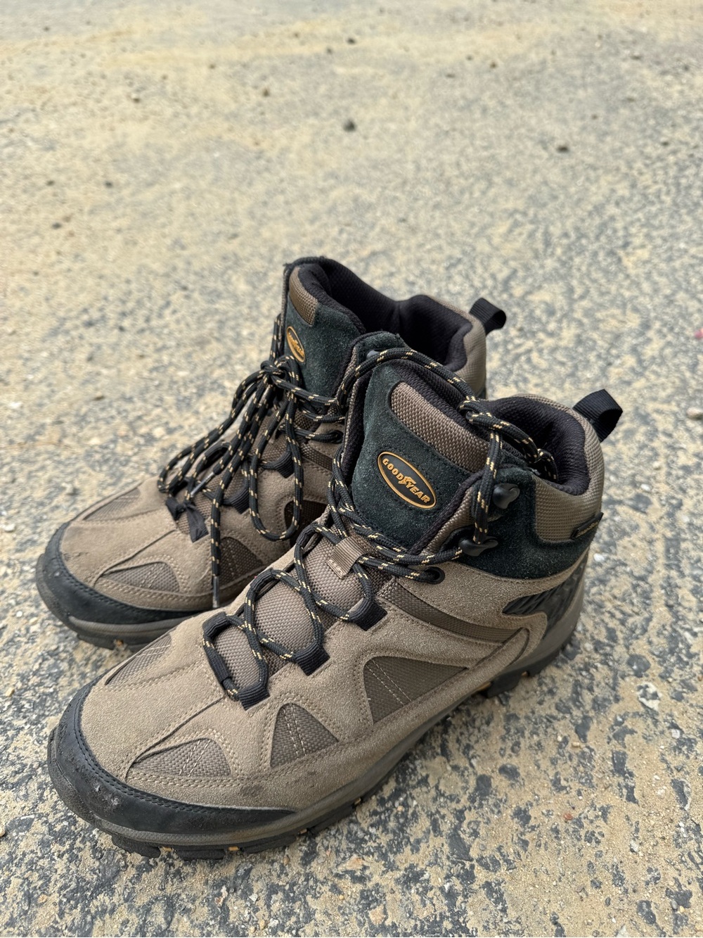 Men's Goodyear Brown Hiking Boots - Rugged All-Terrain Support